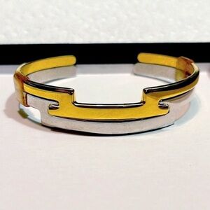 Vintage Avon Gold and Silver Interlocking Cuff Bracelet